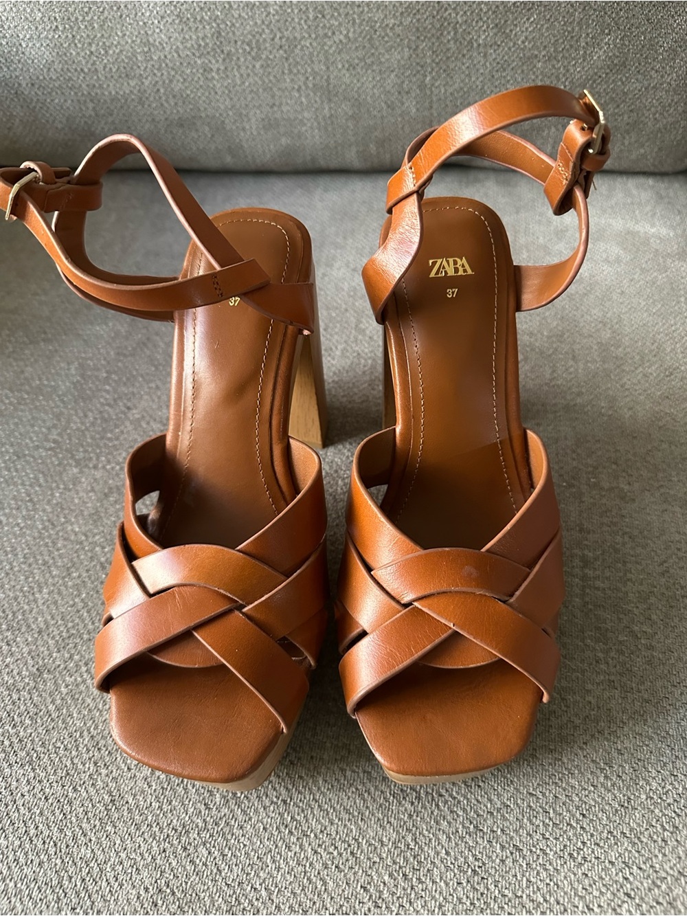 ZARA Cognac Brown Woven Leather Block Heel Sandals